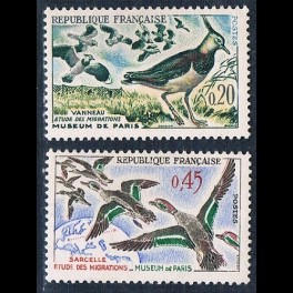 http://morawino-stamps.com/sklep/10786-thickbox/francja-republique-francaise-1332-1333.jpg