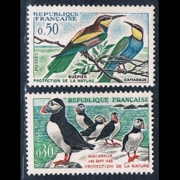 http://morawino-stamps.com/sklep/10788-thickbox/francja-republique-francaise-1326-1327.jpg