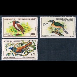 http://morawino-stamps.com/sklep/10876-thickbox/kolonie-franc-republika-madagaskar-repoblika-malagasy-499-501.jpg