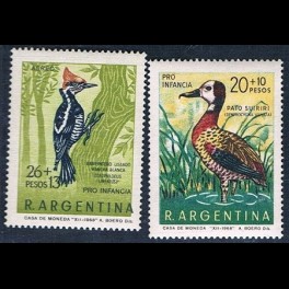 http://morawino-stamps.com/sklep/11504-thickbox/argentyna-argentina-1034-1035.jpg